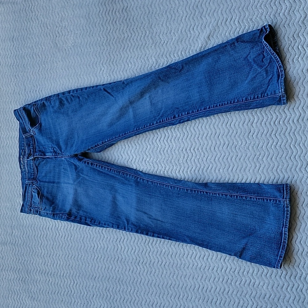 Old Navy Sweetheart Classic Rise Bootcut Jeans Size 8 Regular